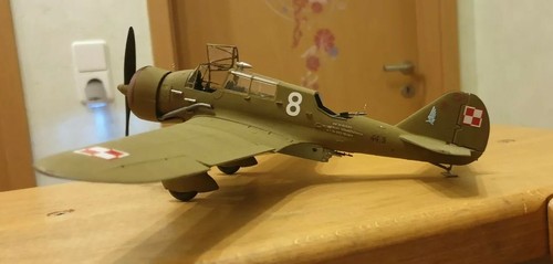 Pzl b karas - ,